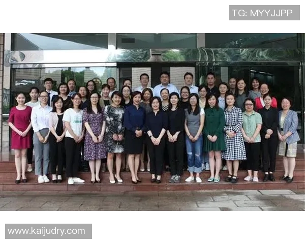 上海羽毛球队转型纪实：从传统到现代的奋斗与蜕变之路